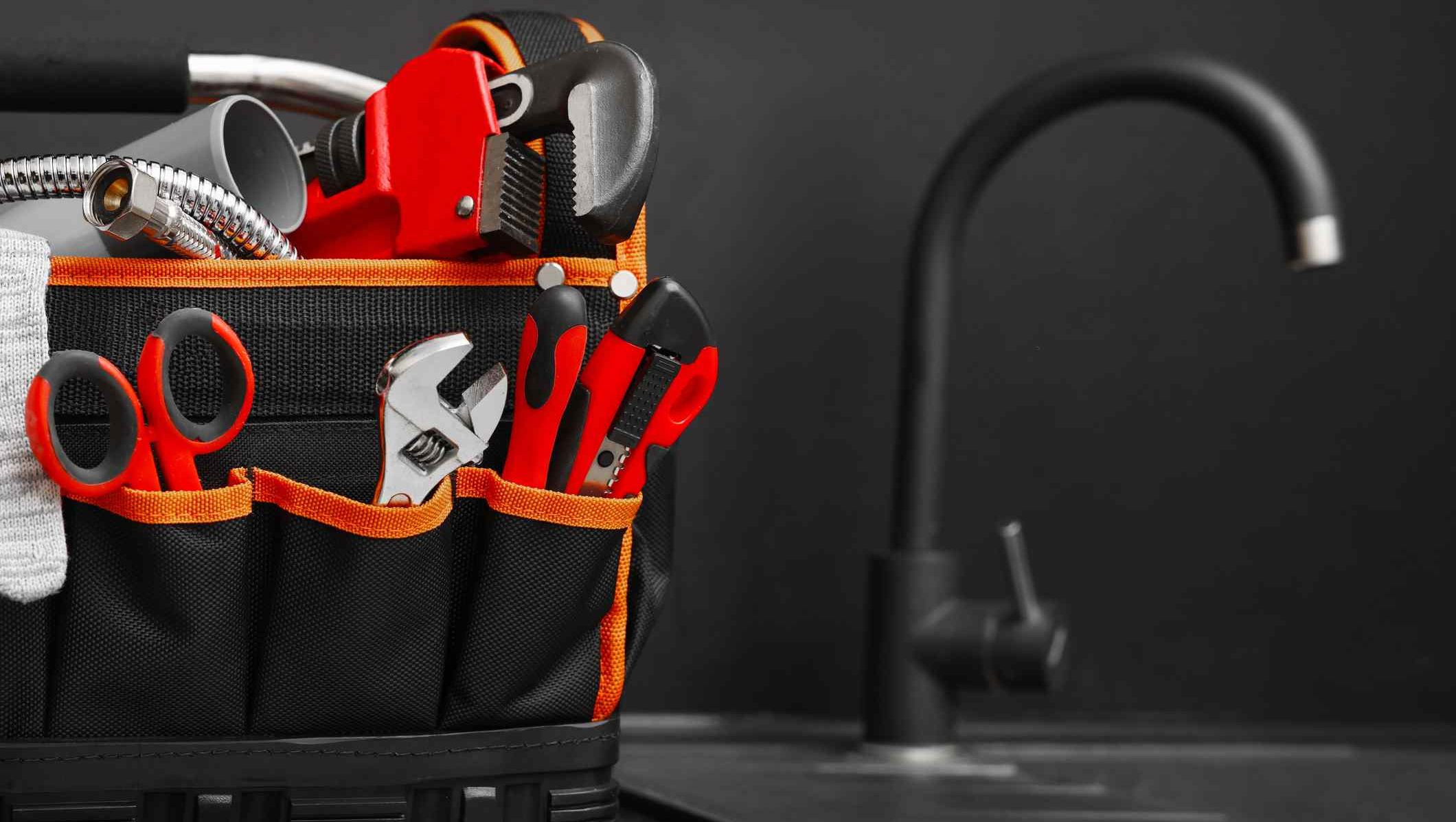 Verktøysbelte med diverse utstyr